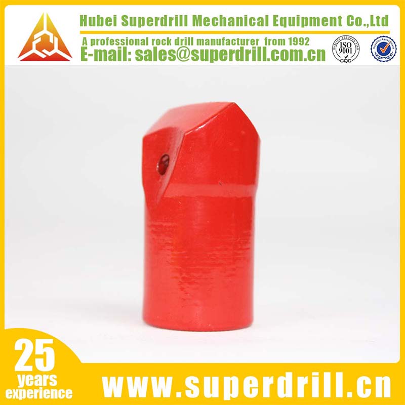 Tapered chisel drill bit 