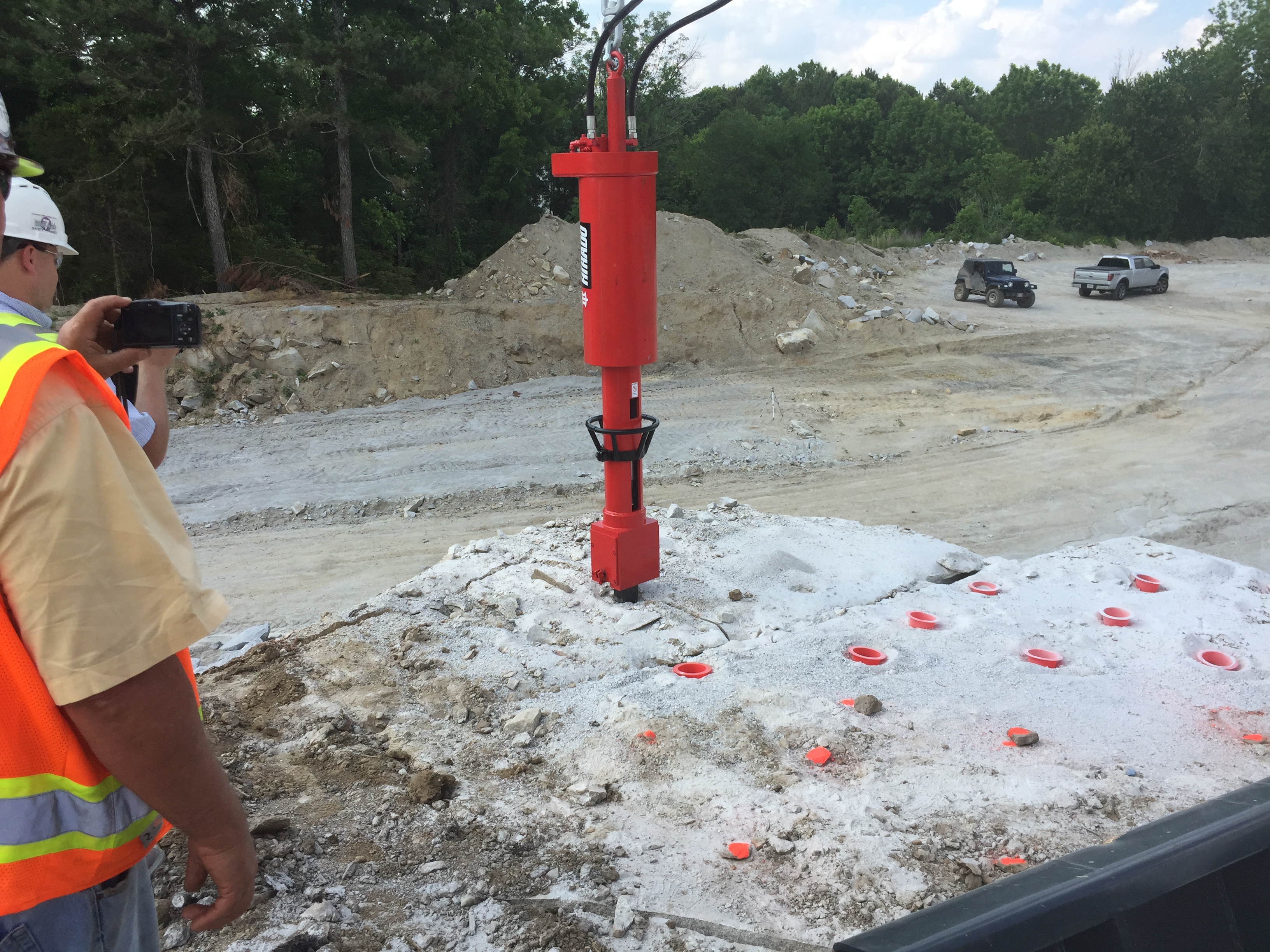 Hydraulic Breaker Excavator-mounted Splitter Excavator Driven Big Power Hydraulic Rock Splitter